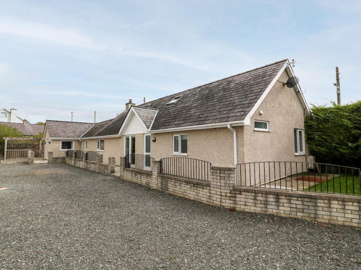 Felin Cottage Llanfairpwllgwyngyll Экстерьер фото